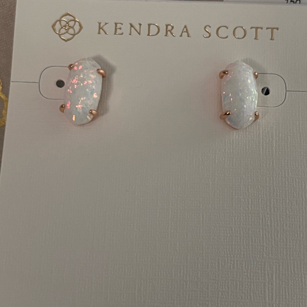 Kendra Scott Betty White Kyocera Opal earrings